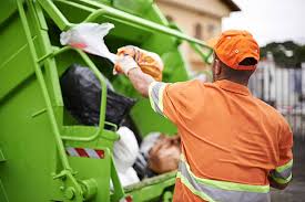 Professional Junk Removal Services in Lake Winnebago, MO